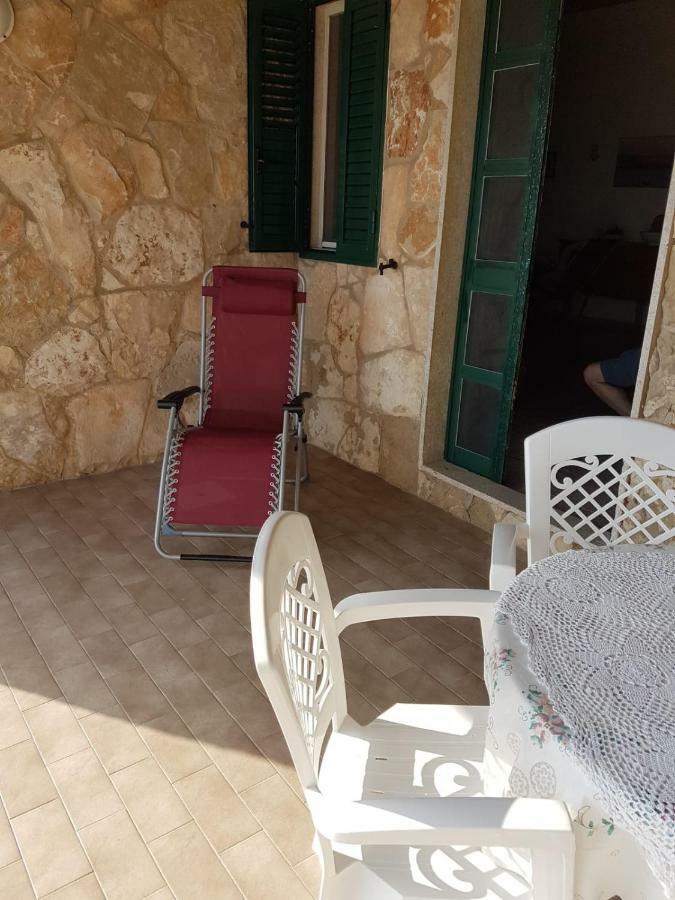 Casa Fronte Mare Puro Relax Villa Cava d'Aliga Exterior photo